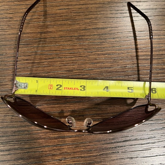 Fendi Sunglasses - Picture 4 of 6